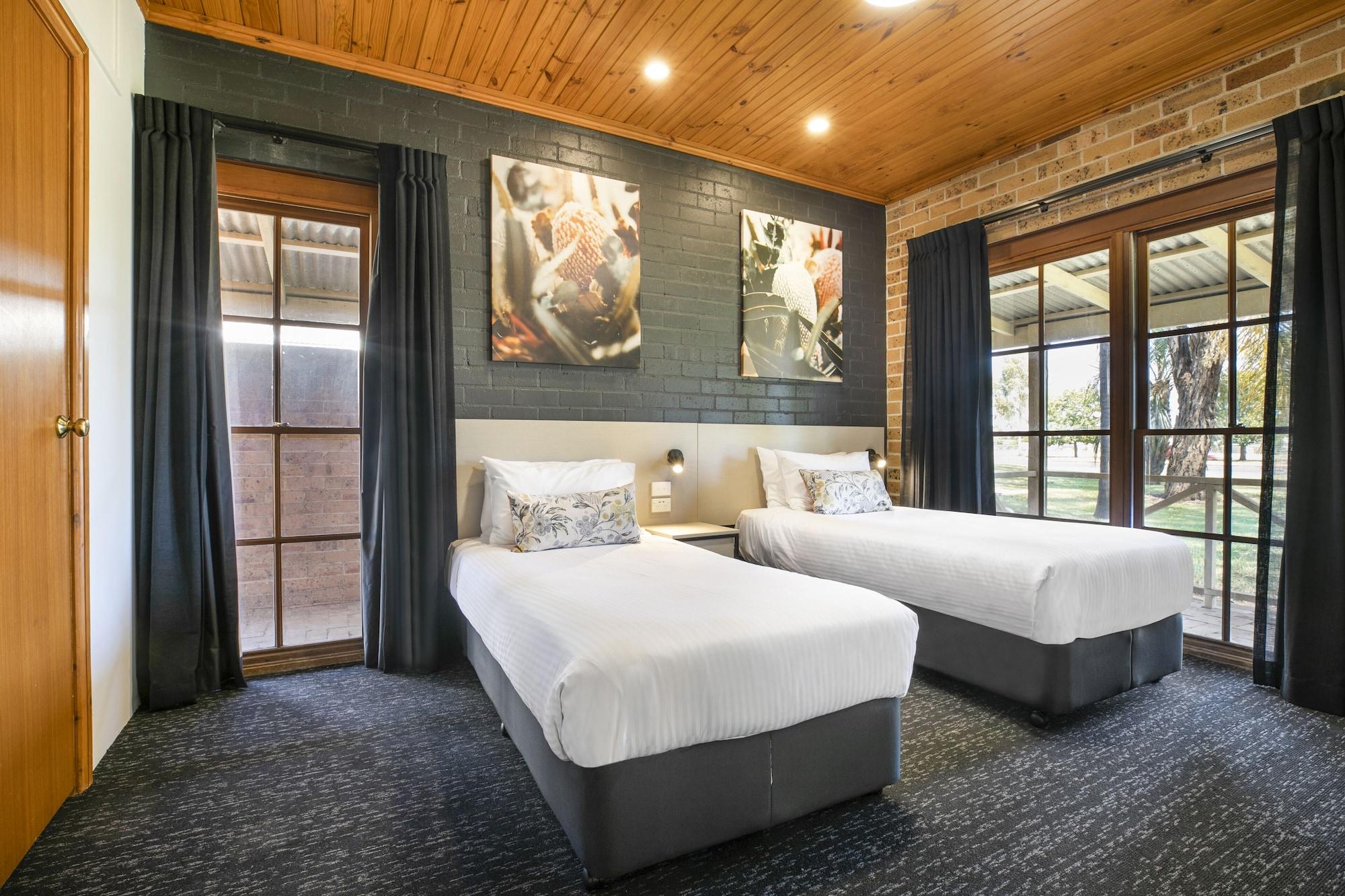 Nightcap At Macquarie Inn Dubbo Ngoại thất bức ảnh