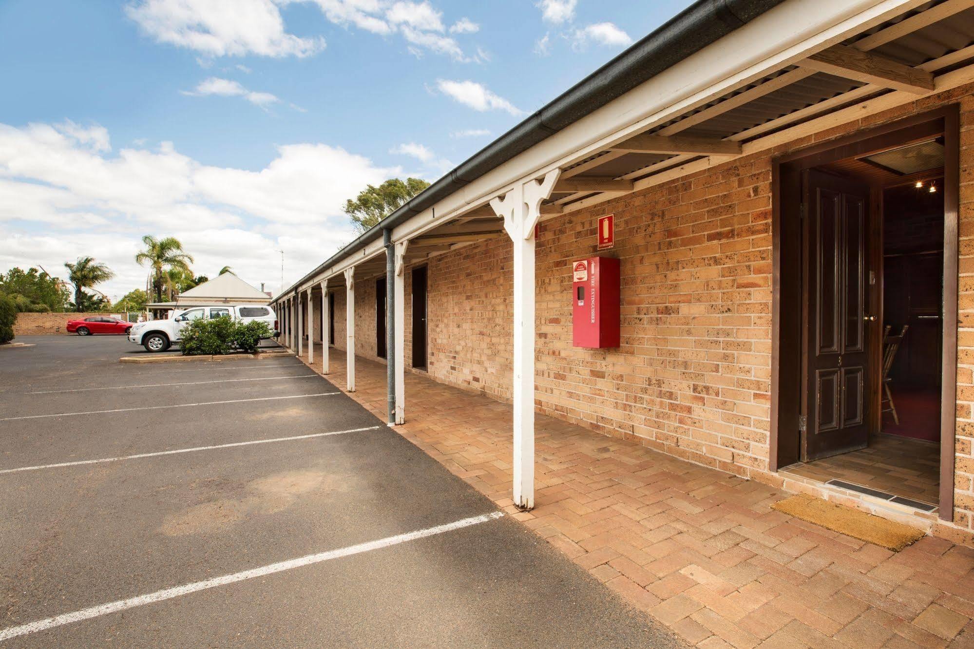 Nightcap At Macquarie Inn Dubbo Ngoại thất bức ảnh