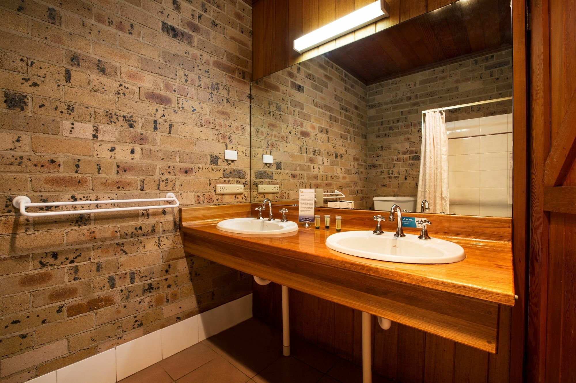 Nightcap At Macquarie Inn Dubbo Ngoại thất bức ảnh